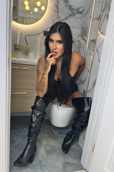 Copacabana Escort High tall